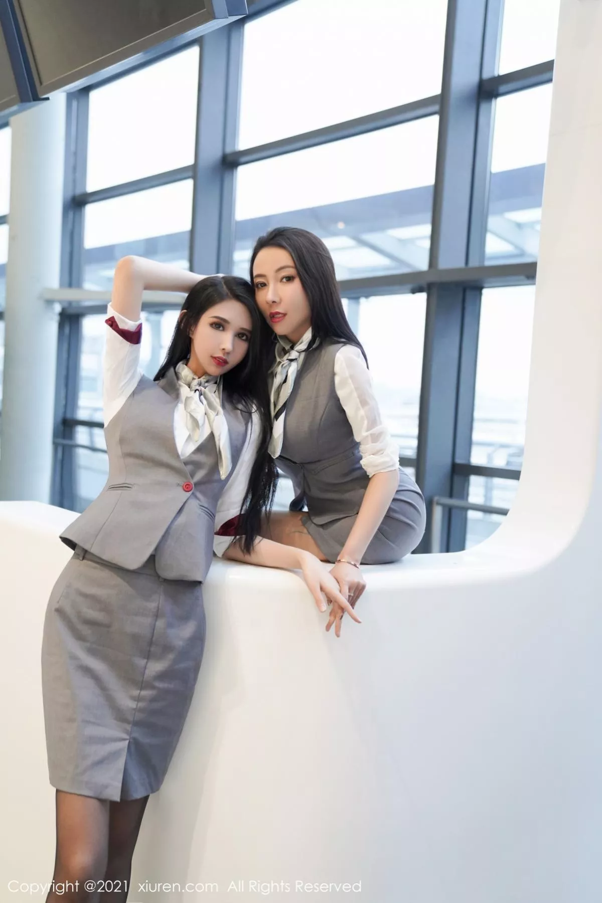 [XiuRen秀人网]第3173期果儿写真 [48P]-044