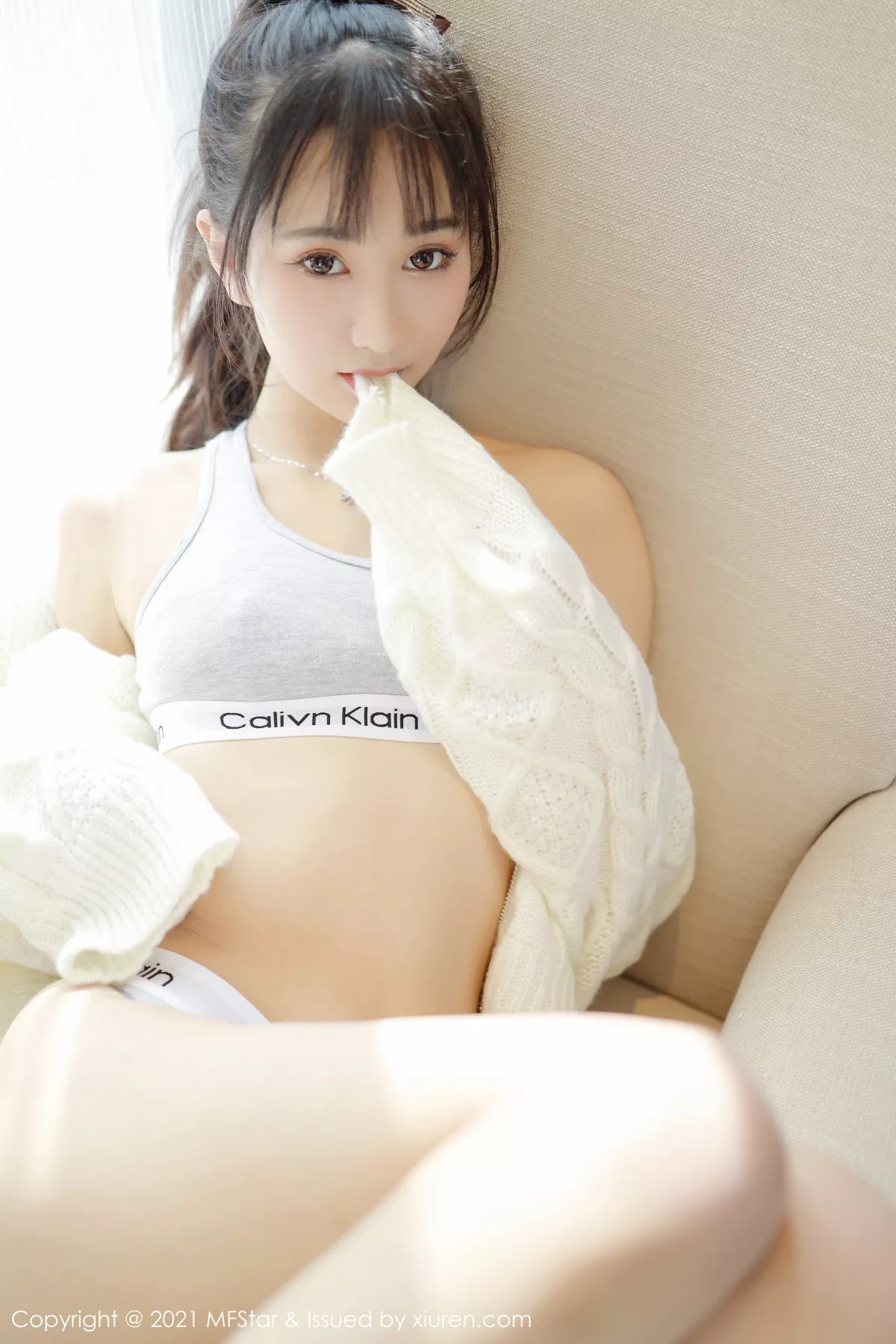 [MFStar模范学院]第467期小果冻儿写真 [42P]-022