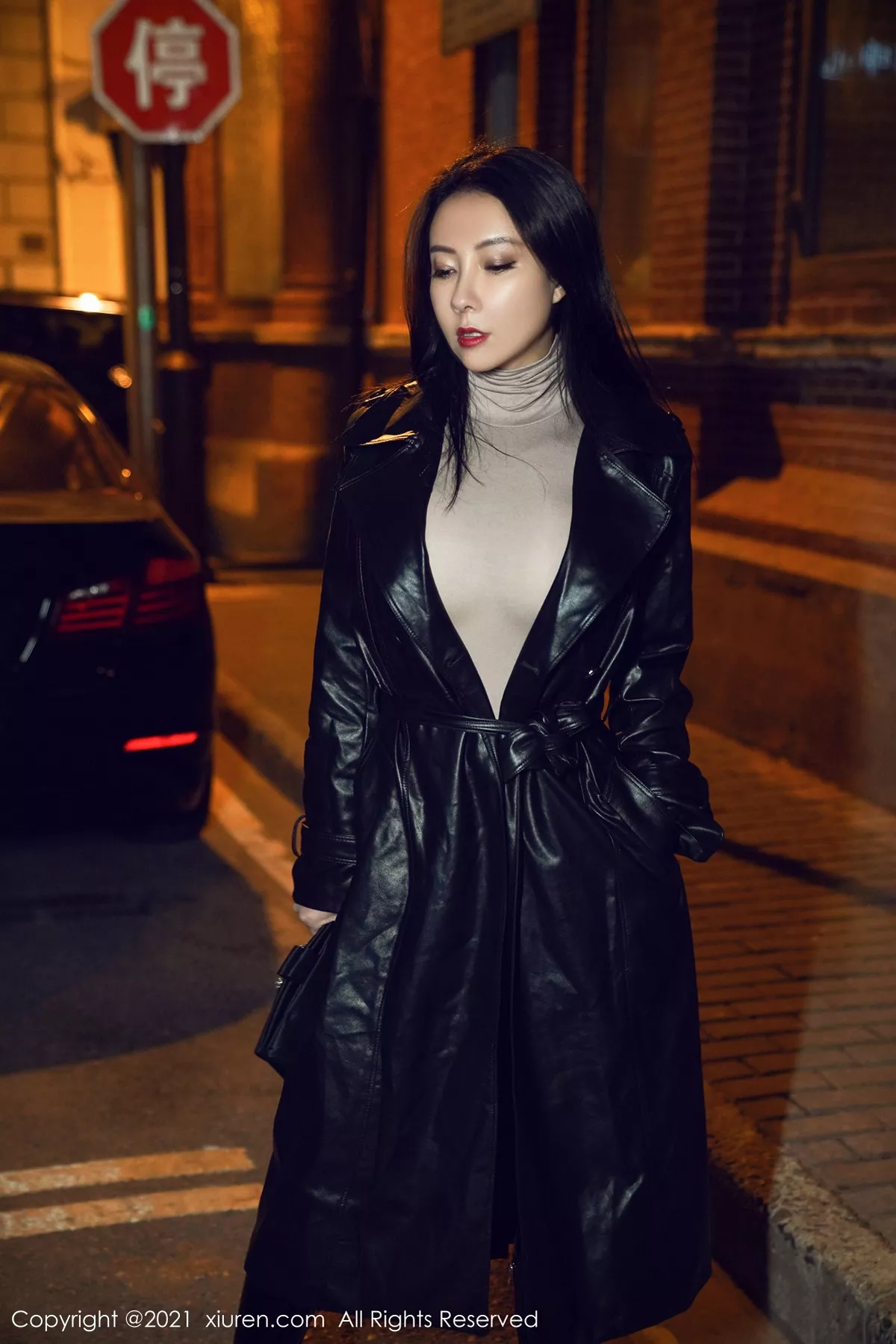 [XiuRen秀人网]第3207期果儿写真 [50P]-036