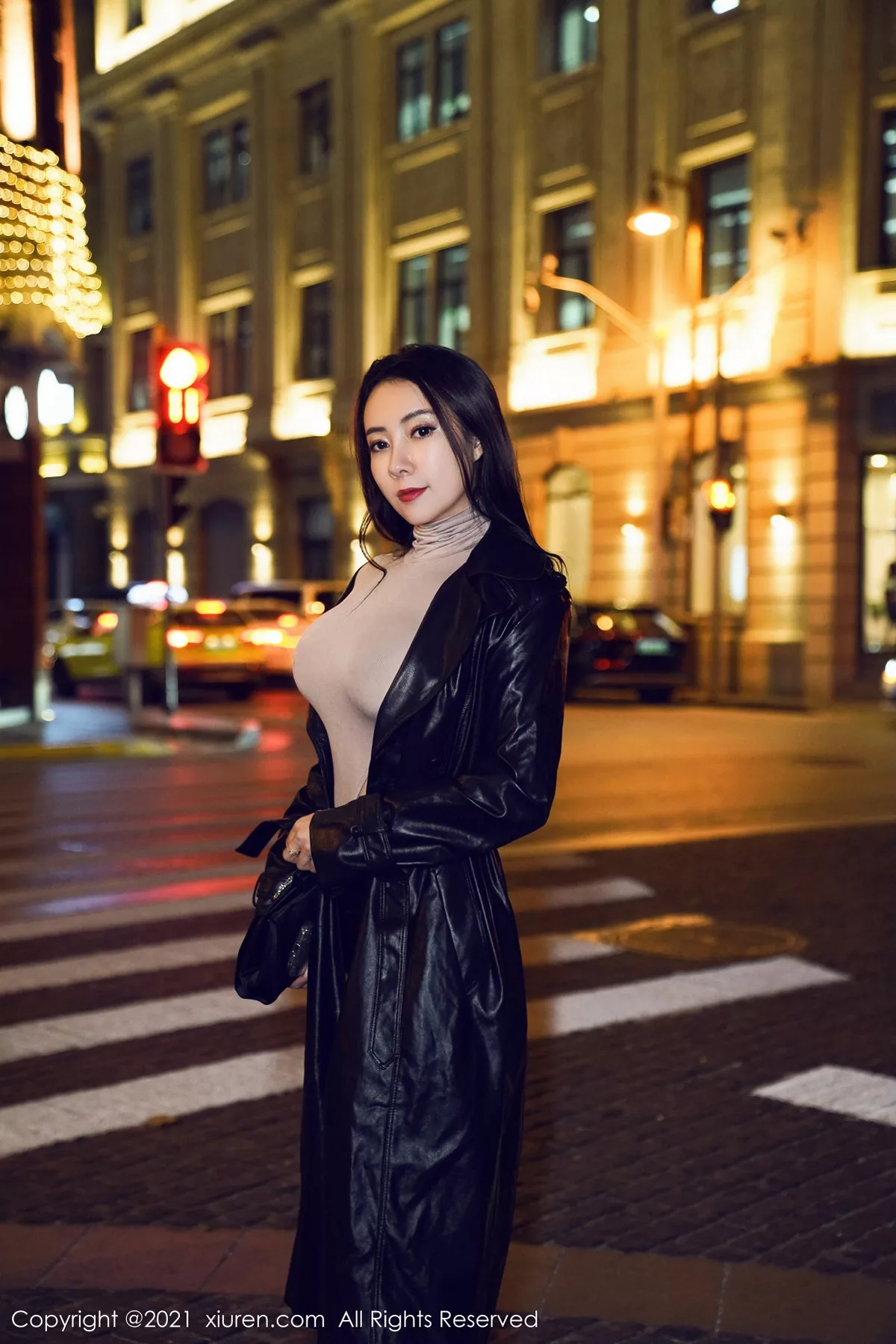 [XiuRen秀人网]第3207期果儿写真 [50P]-045