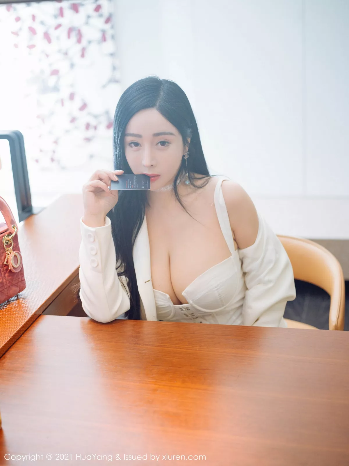 [HuaYang花漾]第381期允爾写真 [46P]-017