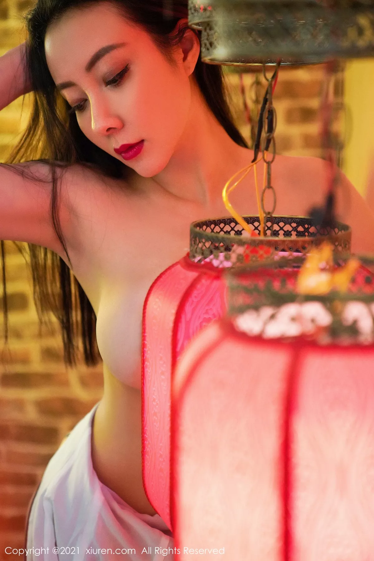 [XiuRen秀人网]第3263期果儿写真 [56P]-036