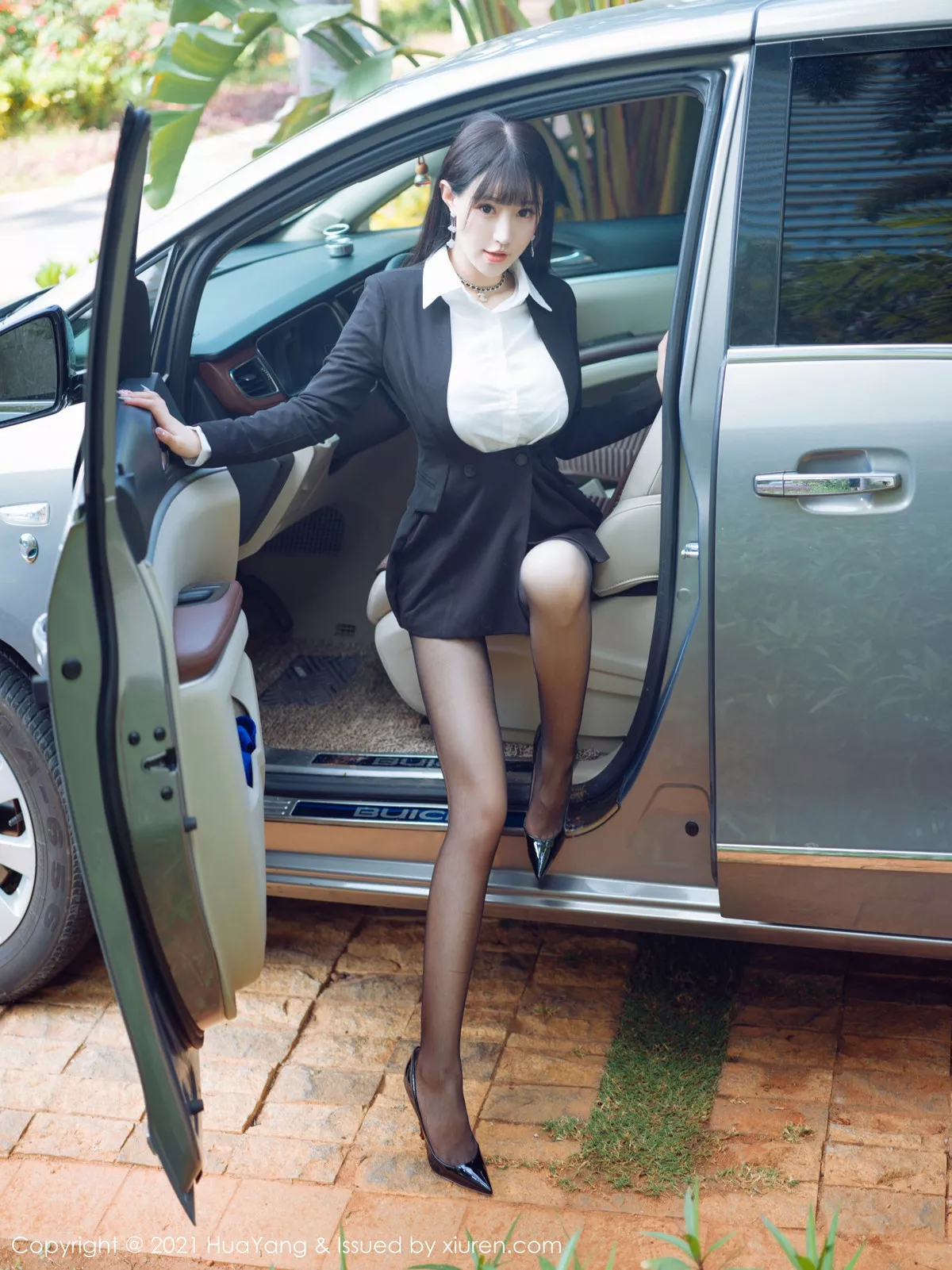 [HuaYang花漾]第383期朱可儿写真 [73P]-003
