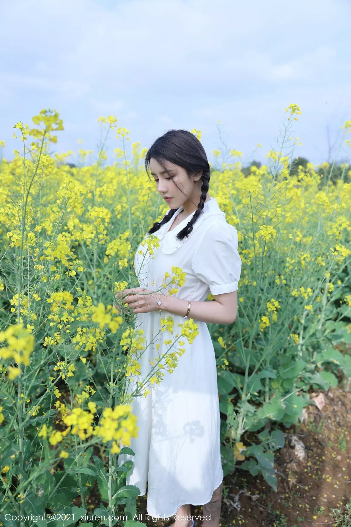[XiuRen秀人网]第3276期夏西CiCi写真 [49P]-048