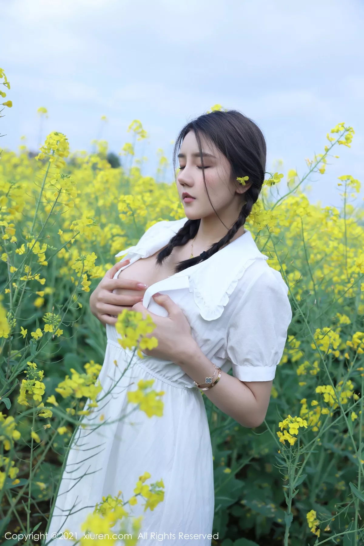 [XiuRen秀人网]第3276期夏西CiCi写真 [49P]-003