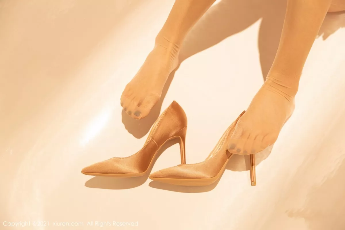 [XiuRen秀人网]第3279期周于希写真 [58P]-030