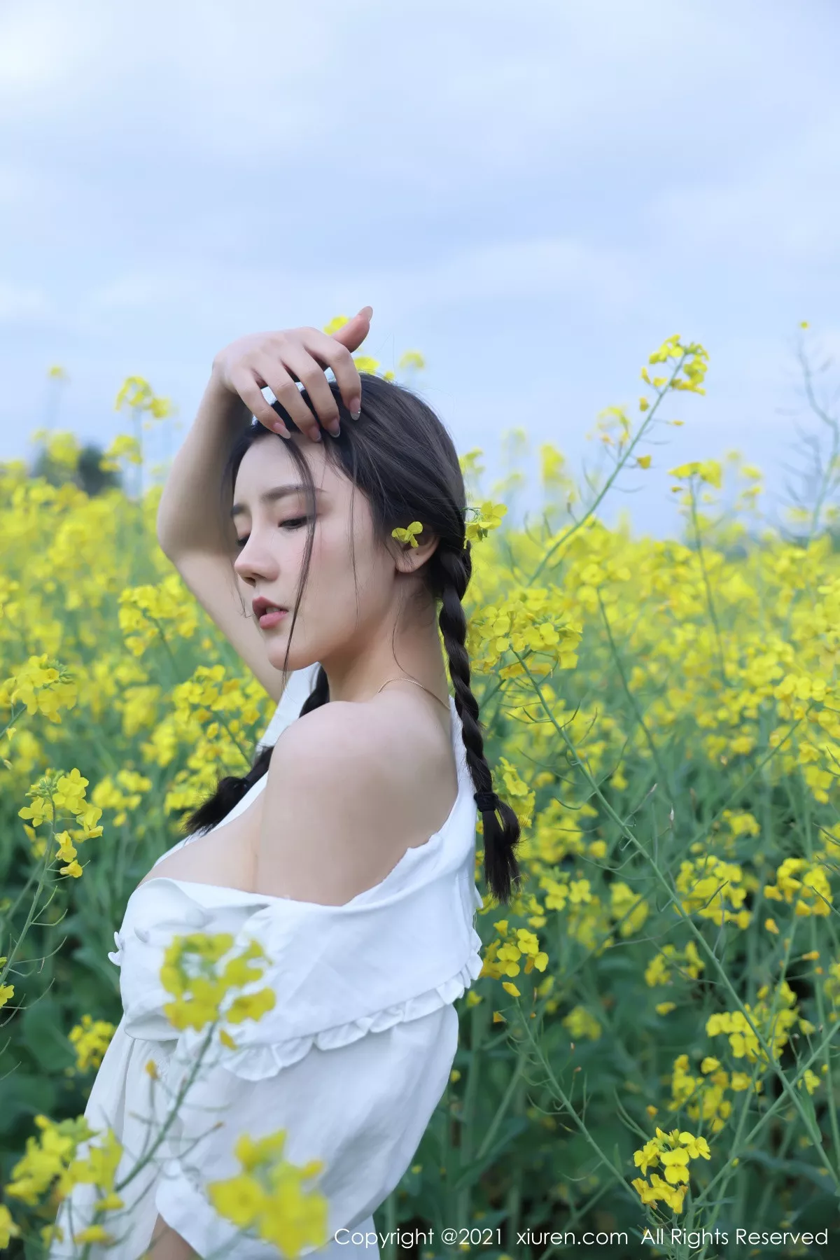 [XiuRen秀人网]第3276期夏西CiCi写真 [49P]-005
