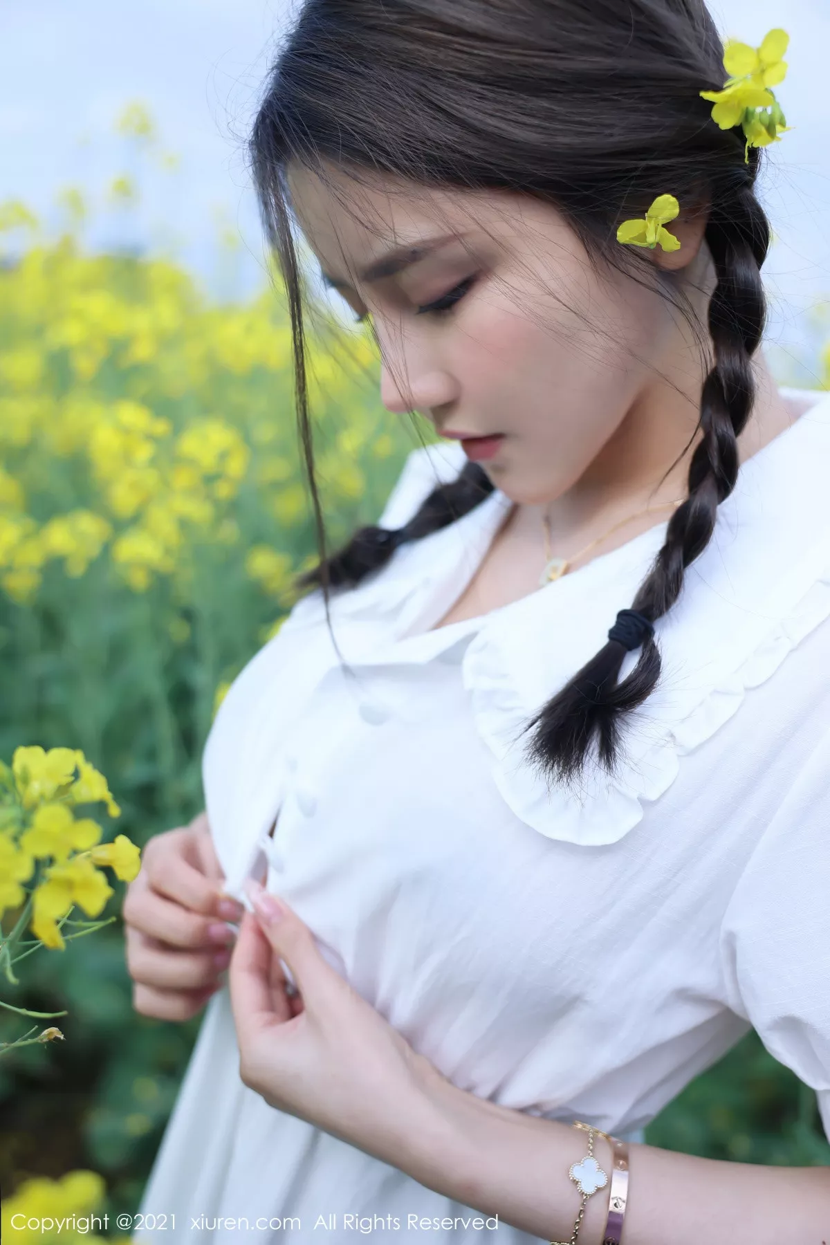 [XiuRen秀人网]第3276期夏西CiCi写真 [49P]-002