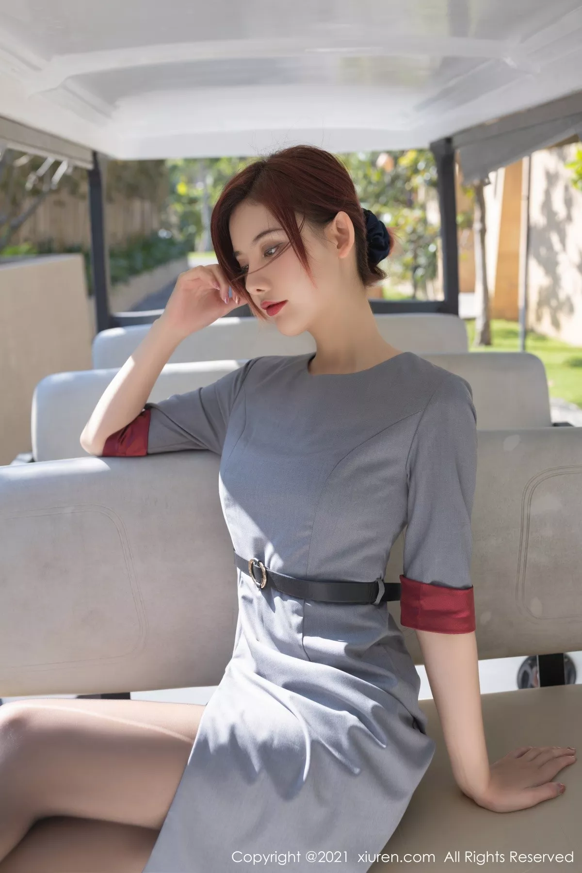 [XiuRen秀人网]第3295期就是阿朱啊写真 [50P]-002