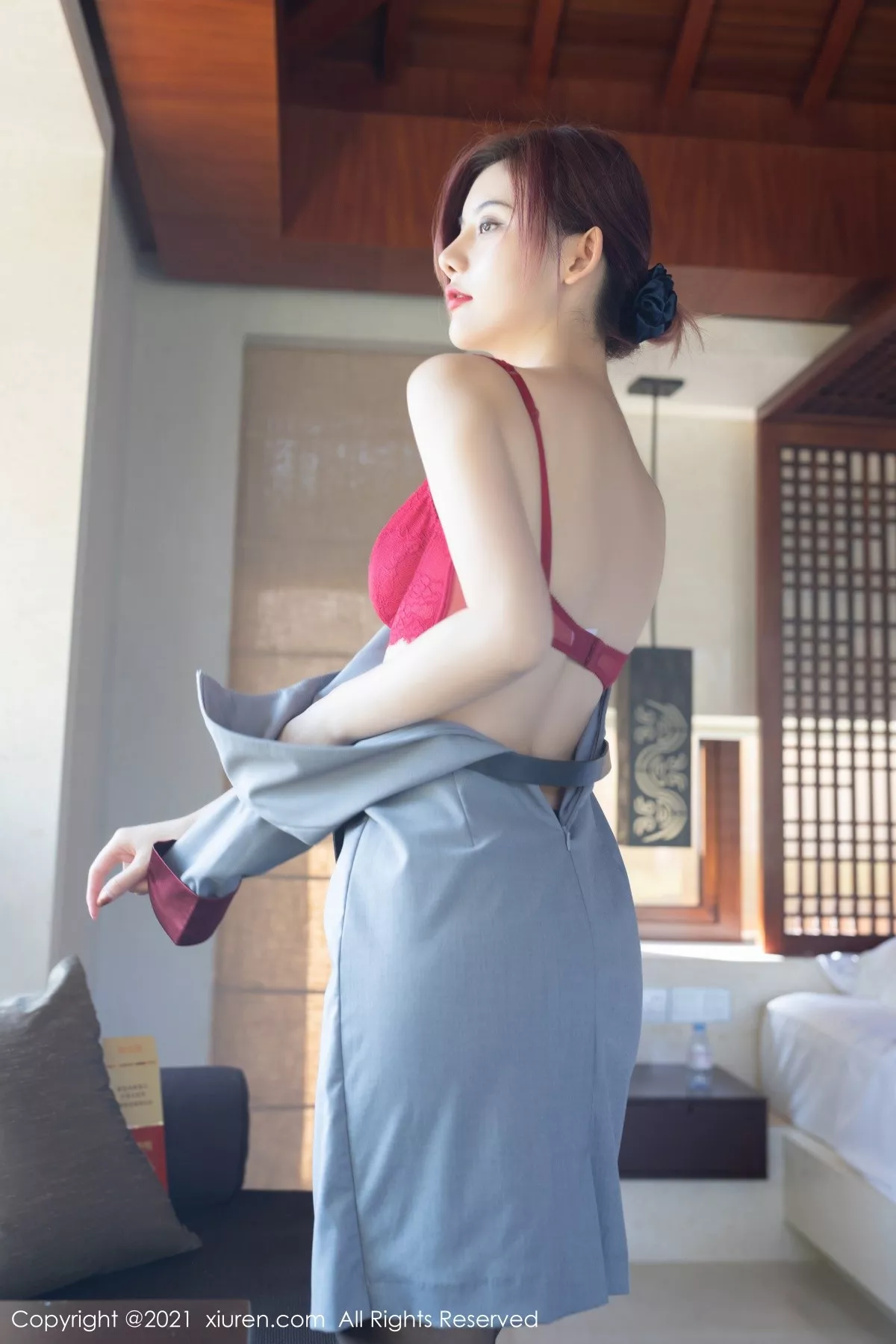 [XiuRen秀人网]第3295期就是阿朱啊写真 [50P]-007