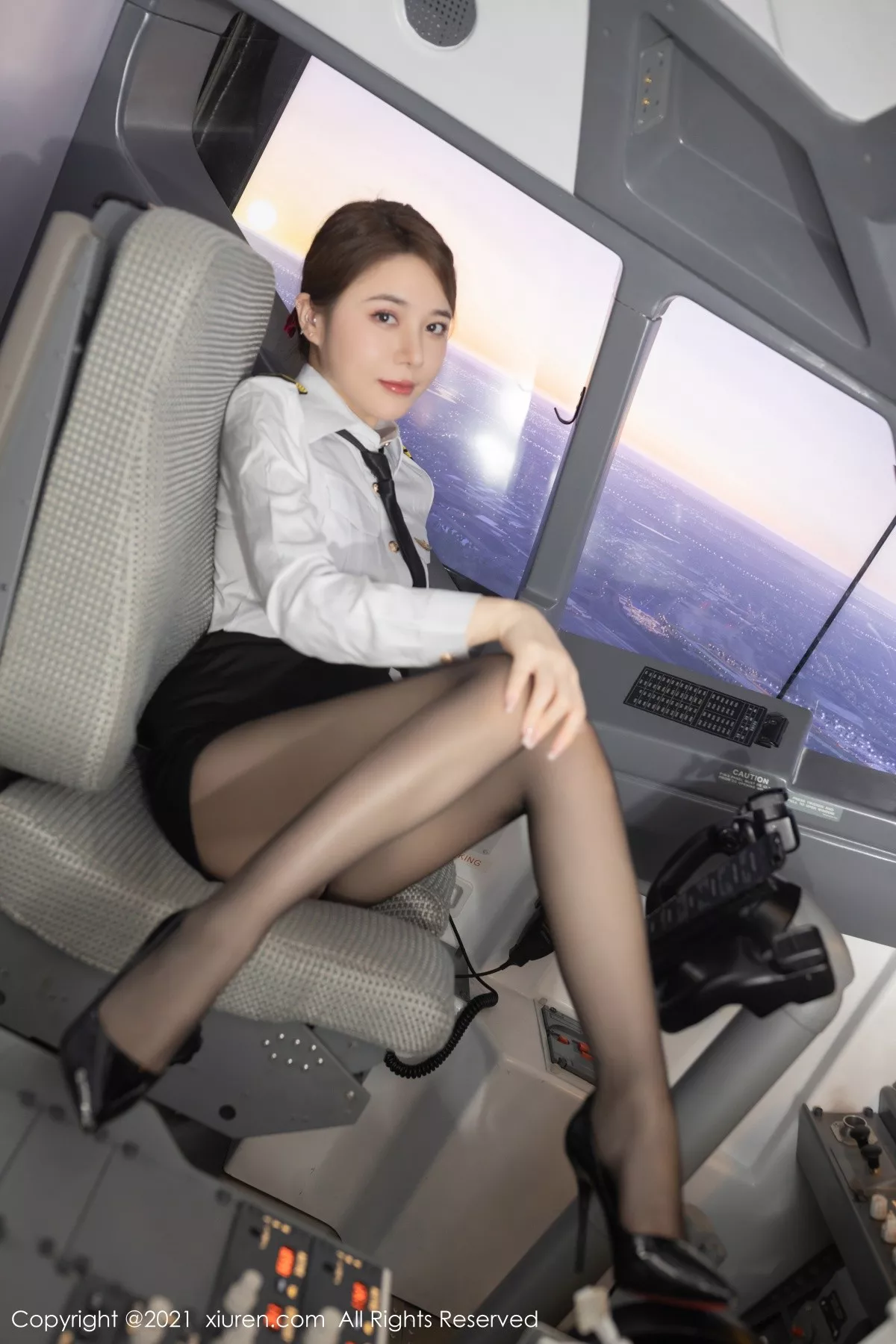 [XiuRen秀人网]第3312期鱼子酱写真 [69P]-005