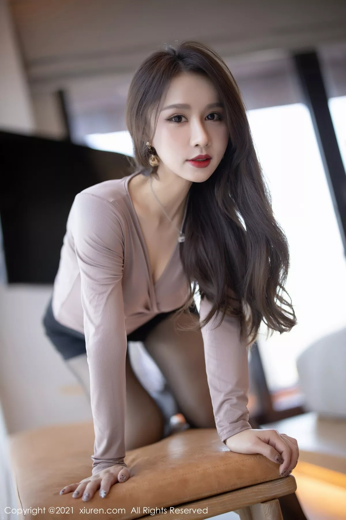 [XiuRen秀人网]第3316期徐安安写真 [65P]-010