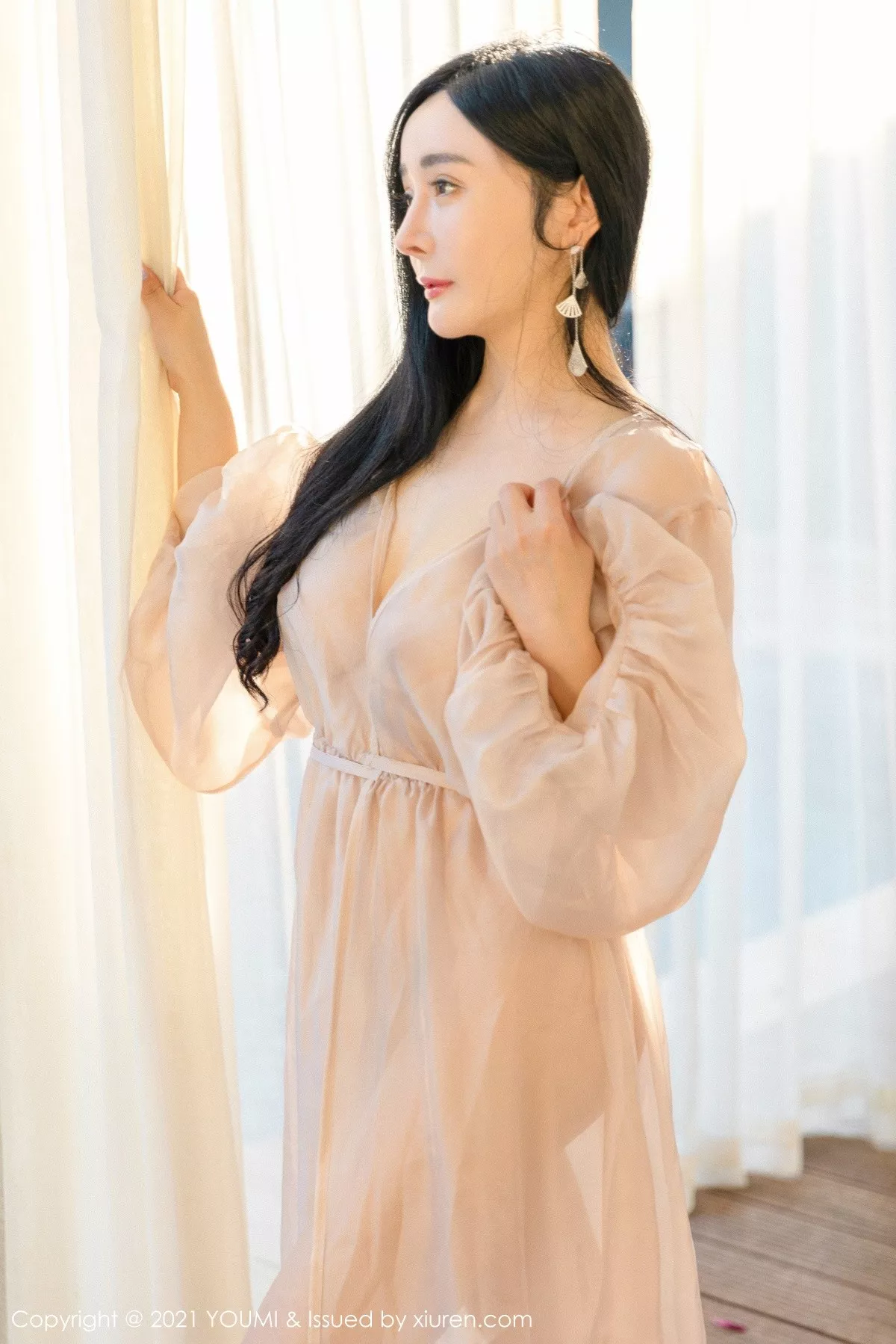 [YouMi尤蜜荟]第631期允爾写真 [76P]-025