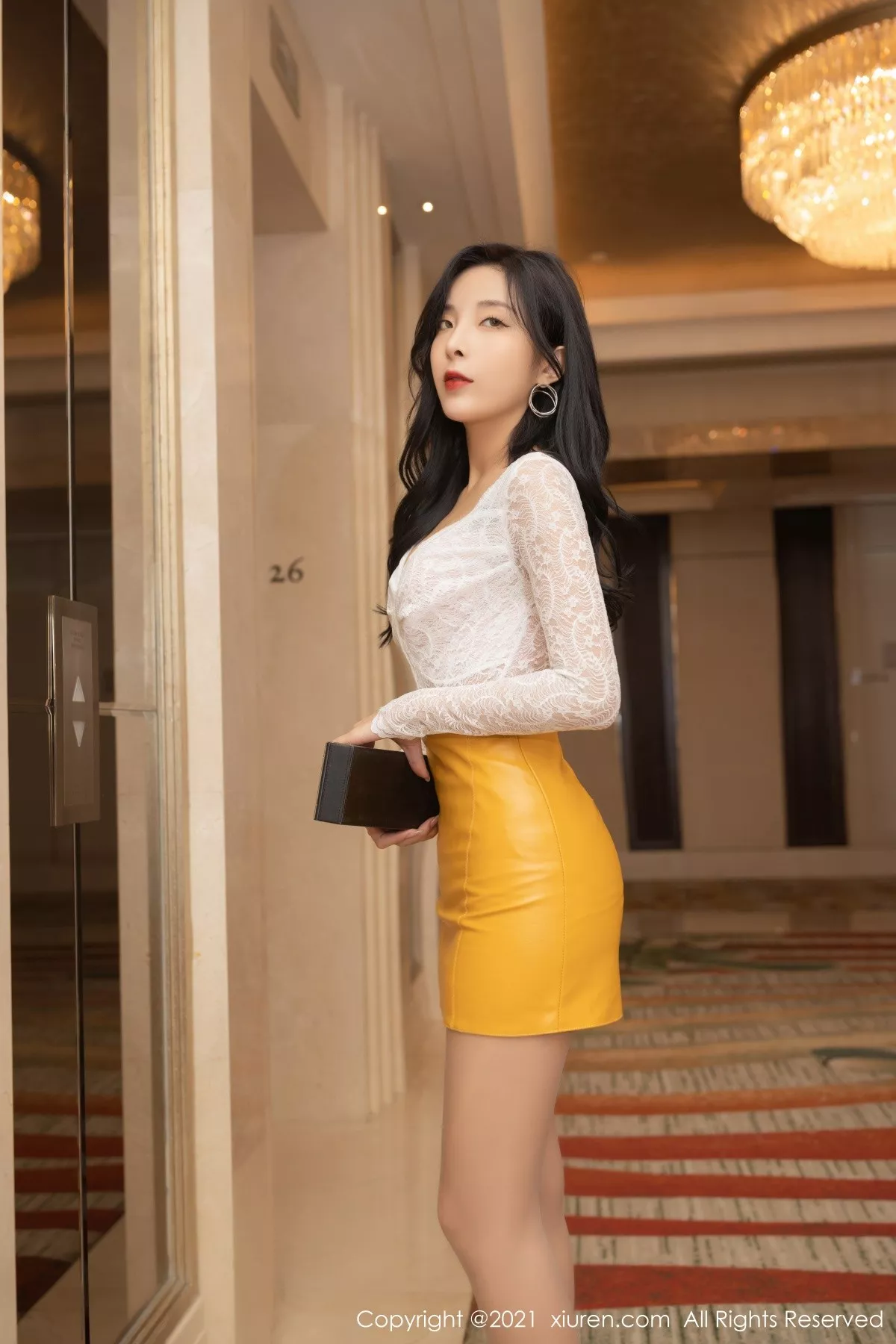 [XiuRen秀人网]第3350期陈小喵写真 [66P]-001