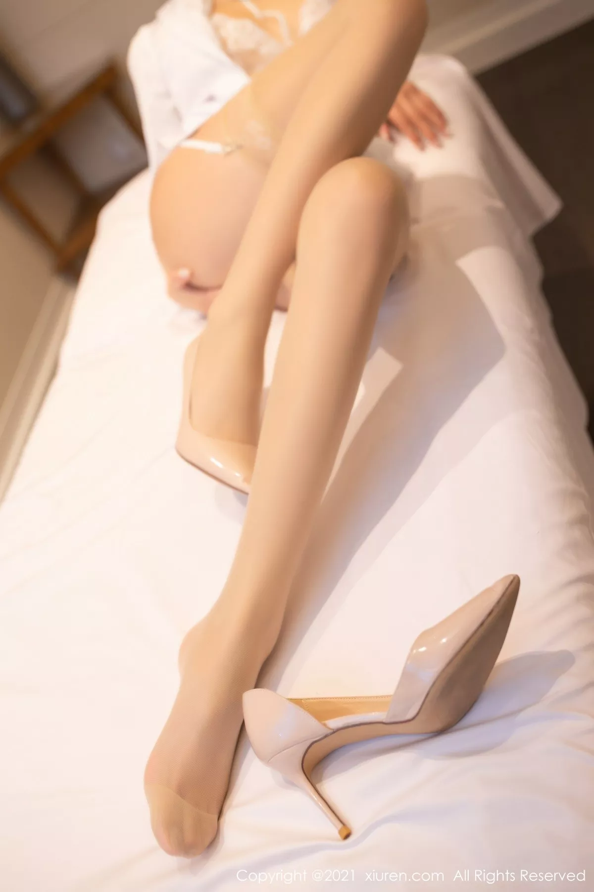 [XiuRen秀人网]第3355期就是阿朱啊写真 [79P]-045