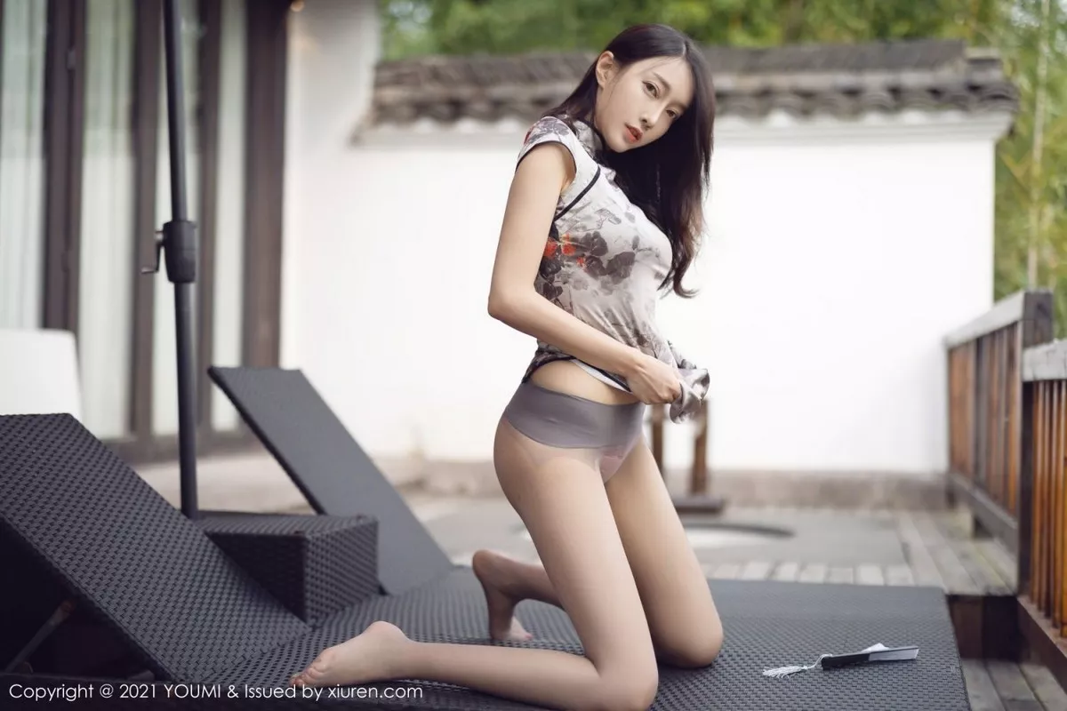 [YouMi尤蜜荟]第635期玥儿玥写真 [49P]-043