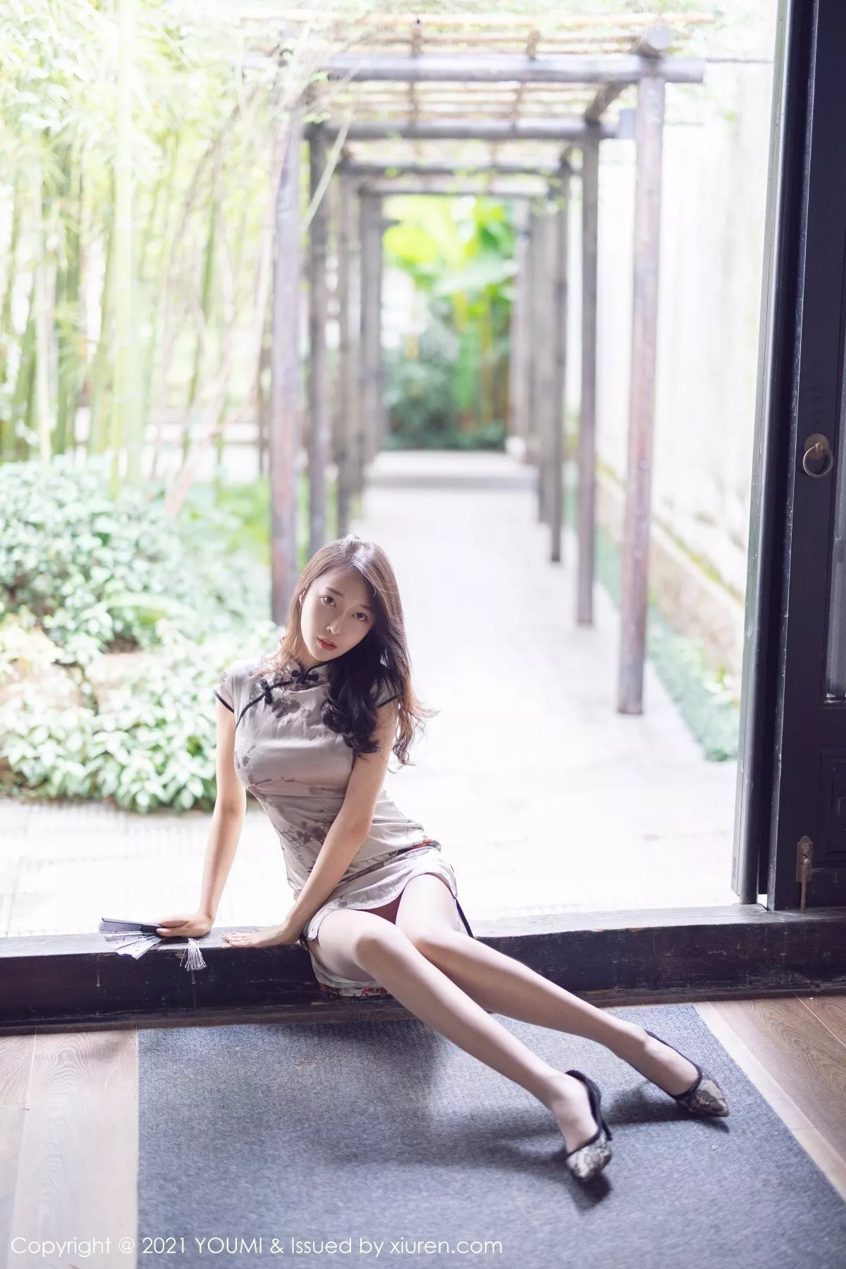 [YouMi尤蜜荟]第635期玥儿玥写真 [49P]-024