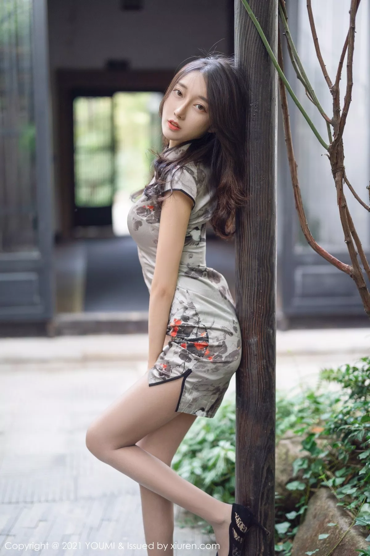 [YouMi尤蜜荟]第635期玥儿玥写真 [49P]-022