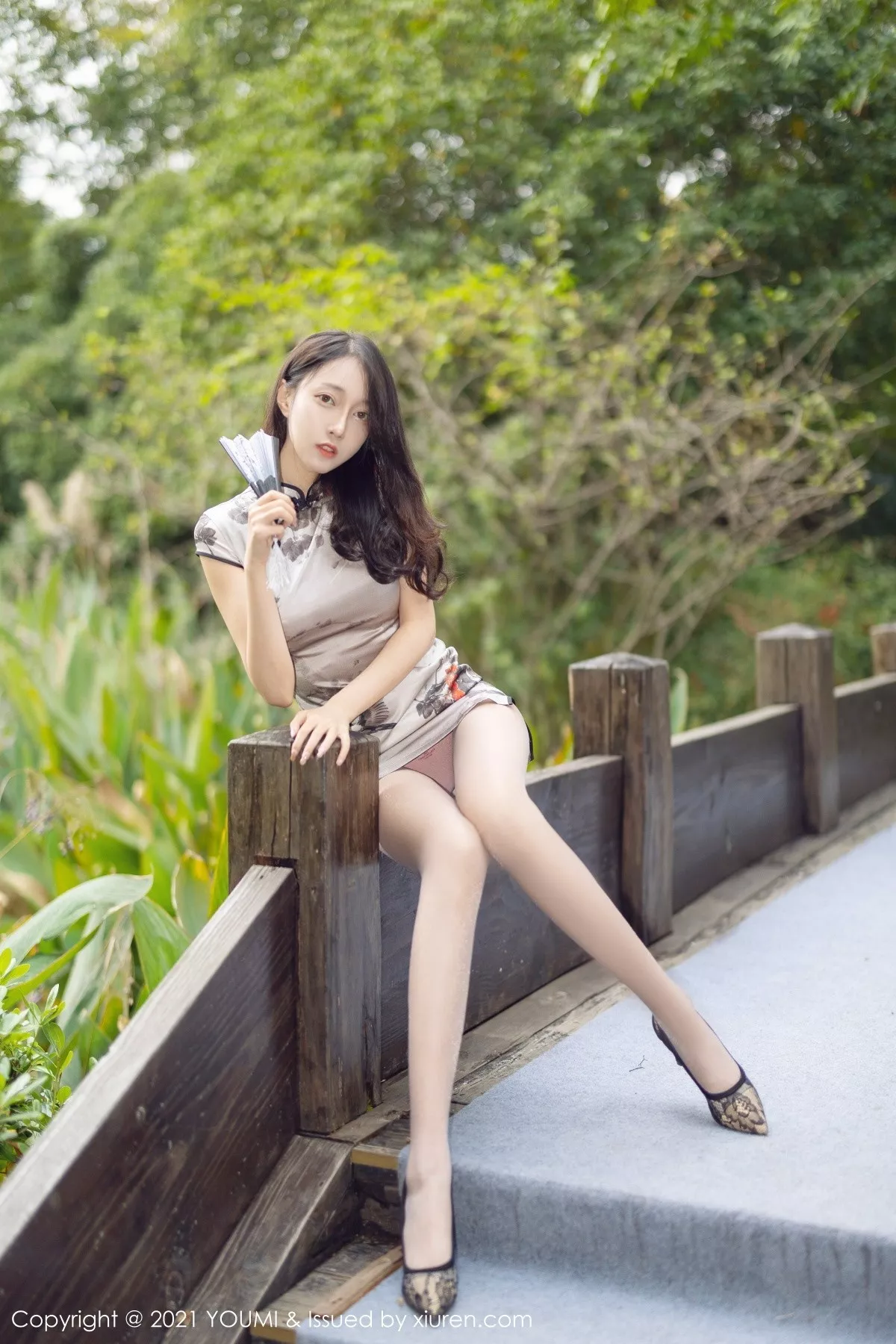 [YouMi尤蜜荟]第635期玥儿玥写真 [49P]-034