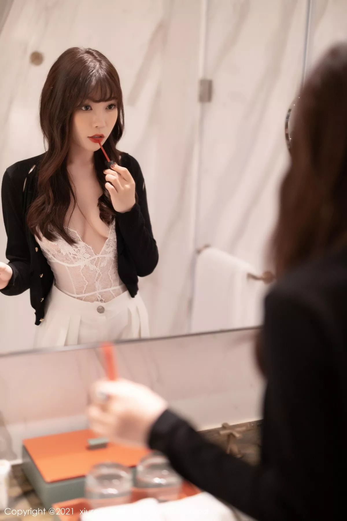 [XiuRen秀人网]第3367期芝芝Booty写真 [60P]-001