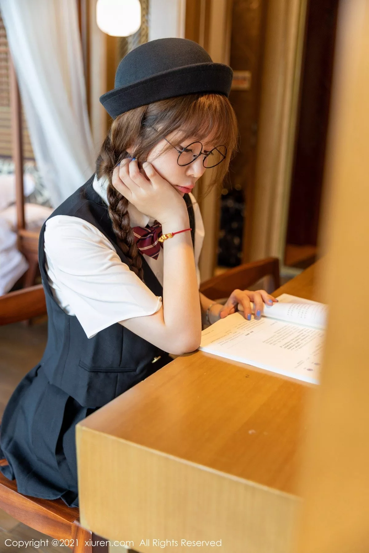 [XiuRen秀人网]第3366期王雨纯写真 [98P]-014