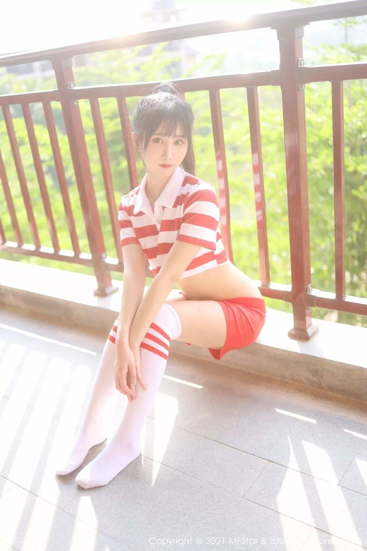 [MFStar模范学院]第489期小果冻儿写真 [49P]-036