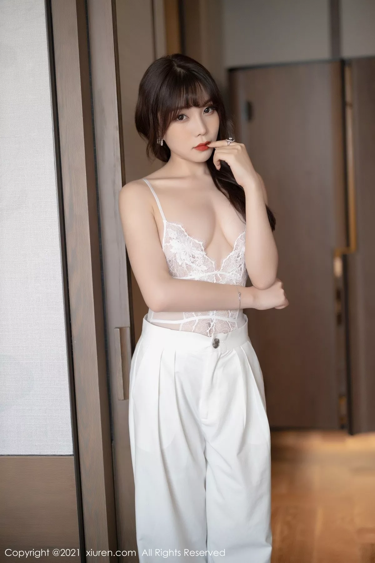 [XiuRen秀人网]第3367期芝芝Booty写真 [60P]-025