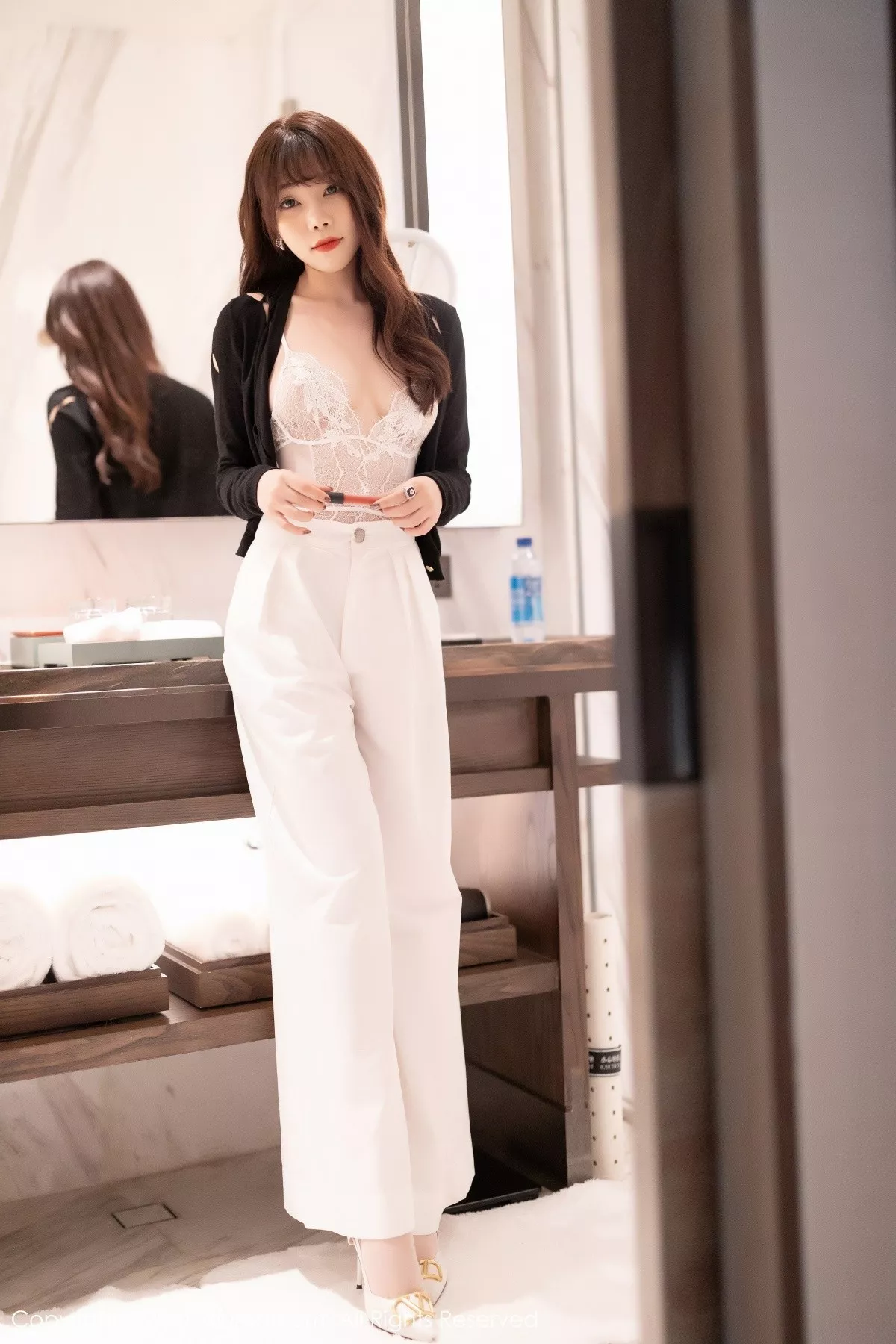 [XiuRen秀人网]第3367期芝芝Booty写真 [60P]-003
