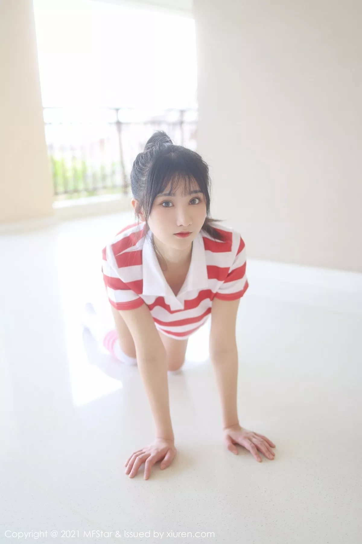 [MFStar模范学院]第489期小果冻儿写真 [49P]-010