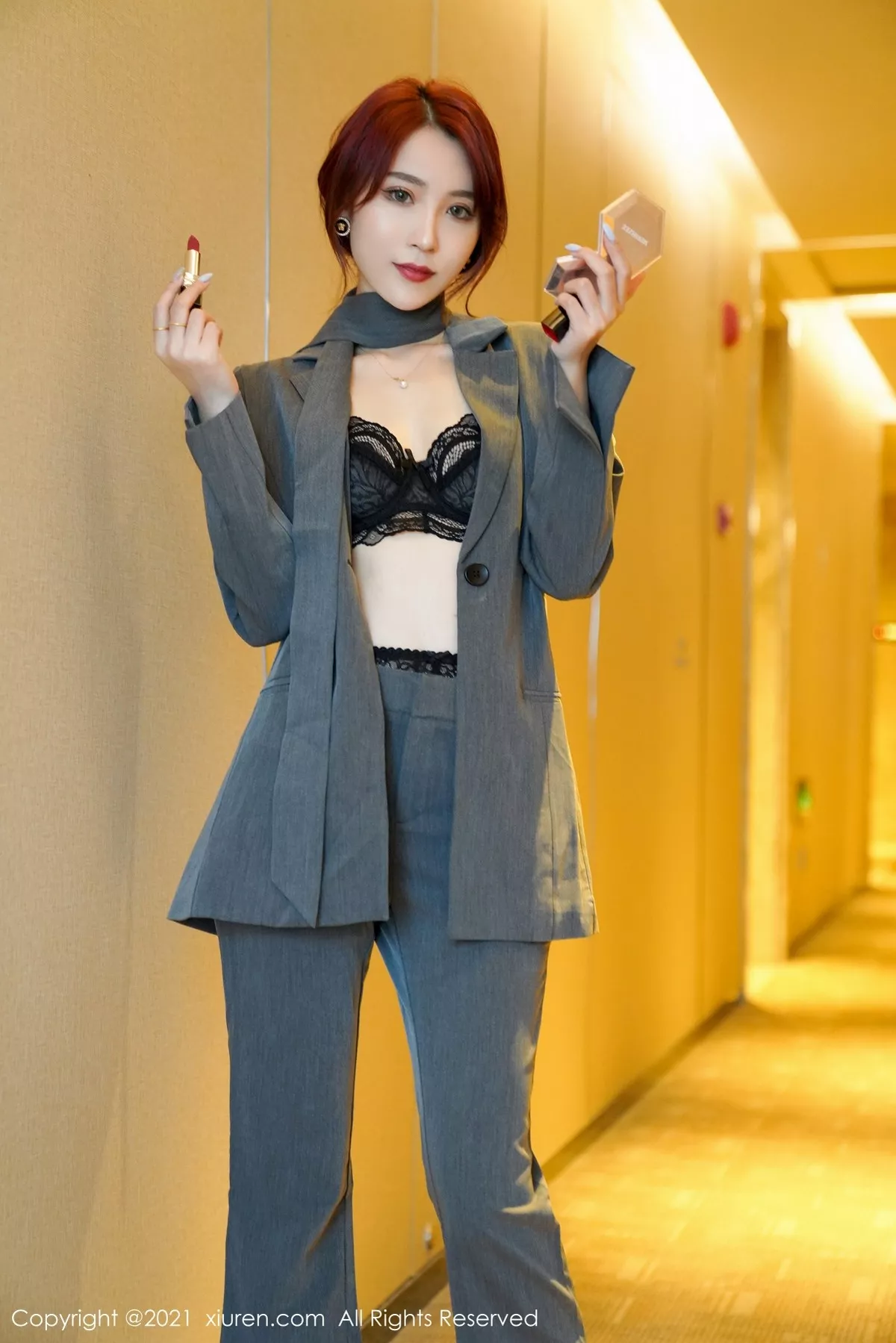 [XiuRen秀人网]第3368期周慕汐写真 [65P]-001