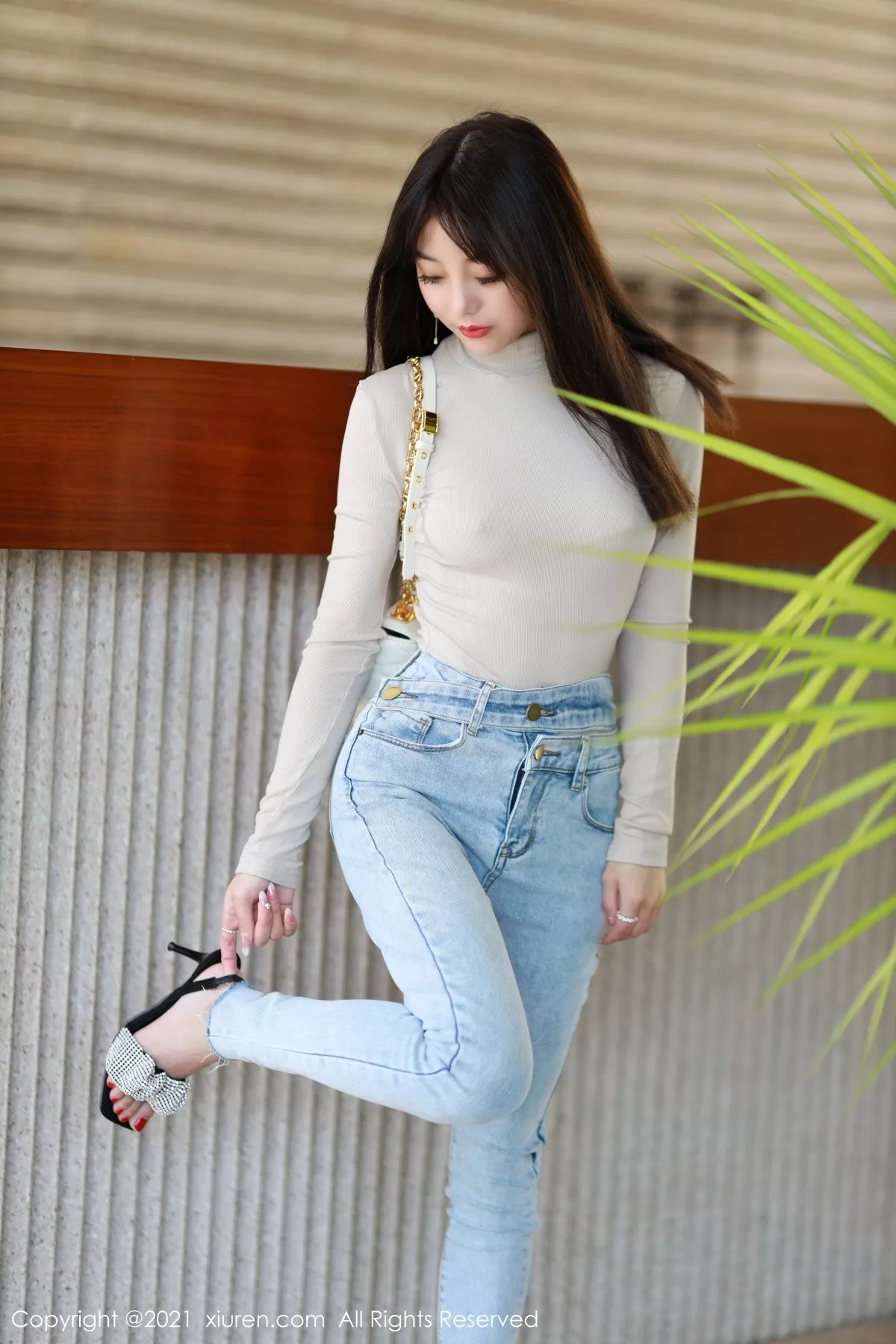 [XiuRen秀人网]第3369期佘贝拉写真 [42P]-006