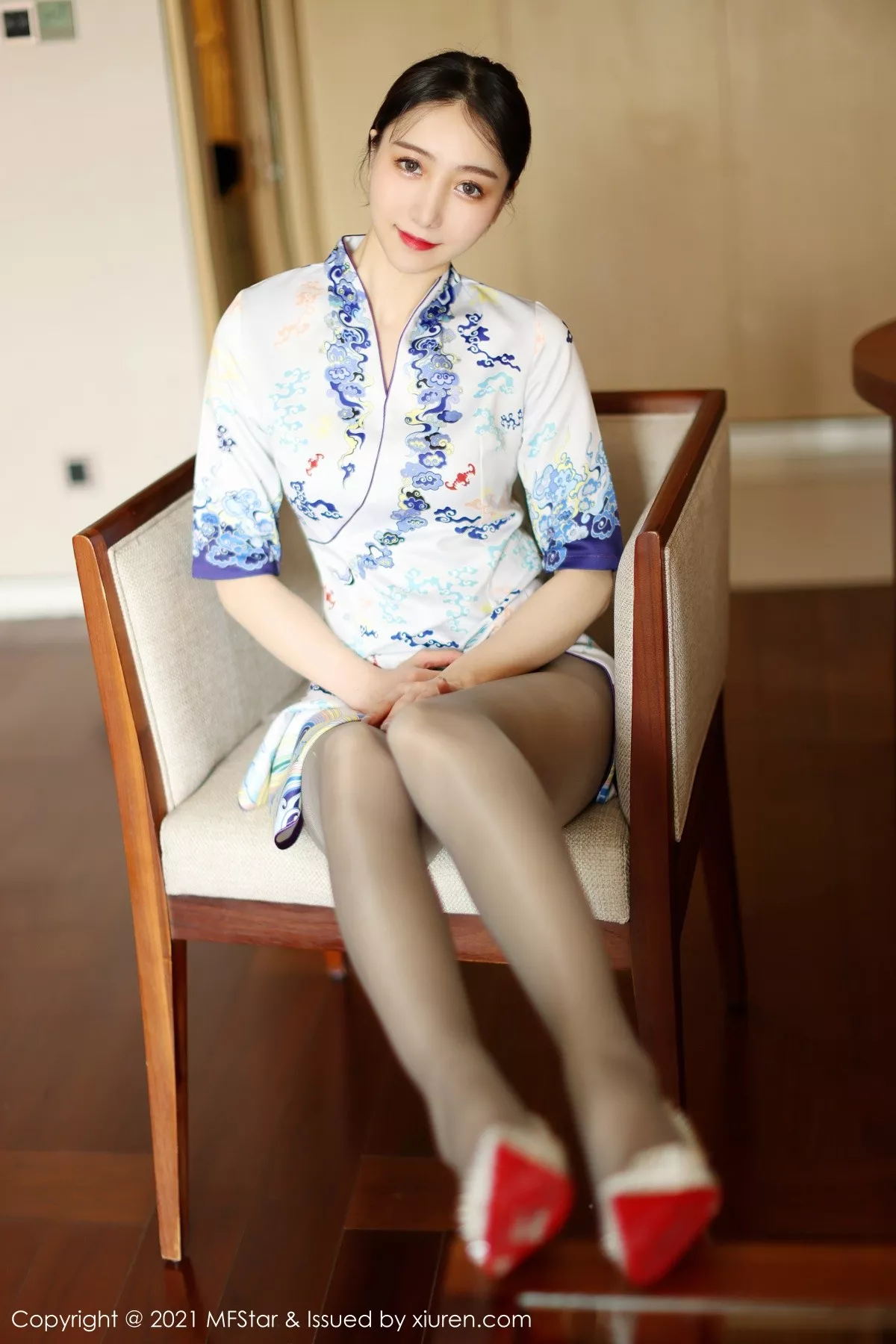 [MFStar模范学院]第490期水水er写真 [58P]-034