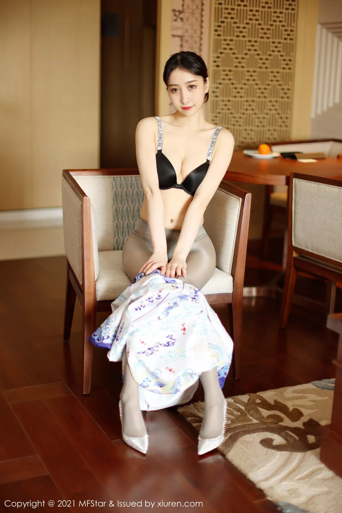 [MFStar模范学院]第490期水水er写真 [58P]-049