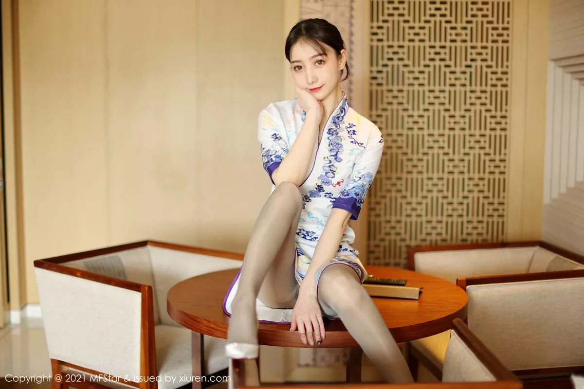 [MFStar模范学院]第490期水水er写真 [58P]-014