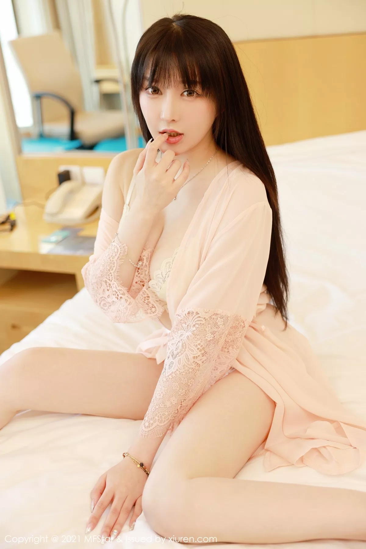 [MFStar模范学院]第493期玉兔写真 [45P]-010