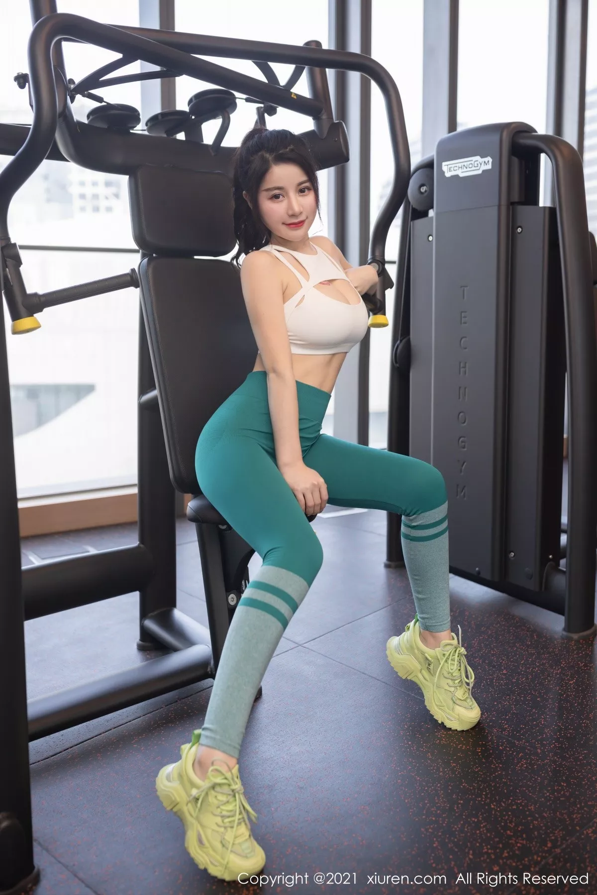 [XiuRen秀人网]第3320期美七Mia写真 [77P]-003