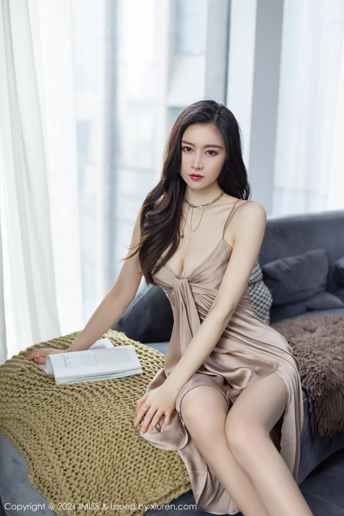 [Imiss爱蜜社]第592期Vanessa写真 [44P]-002