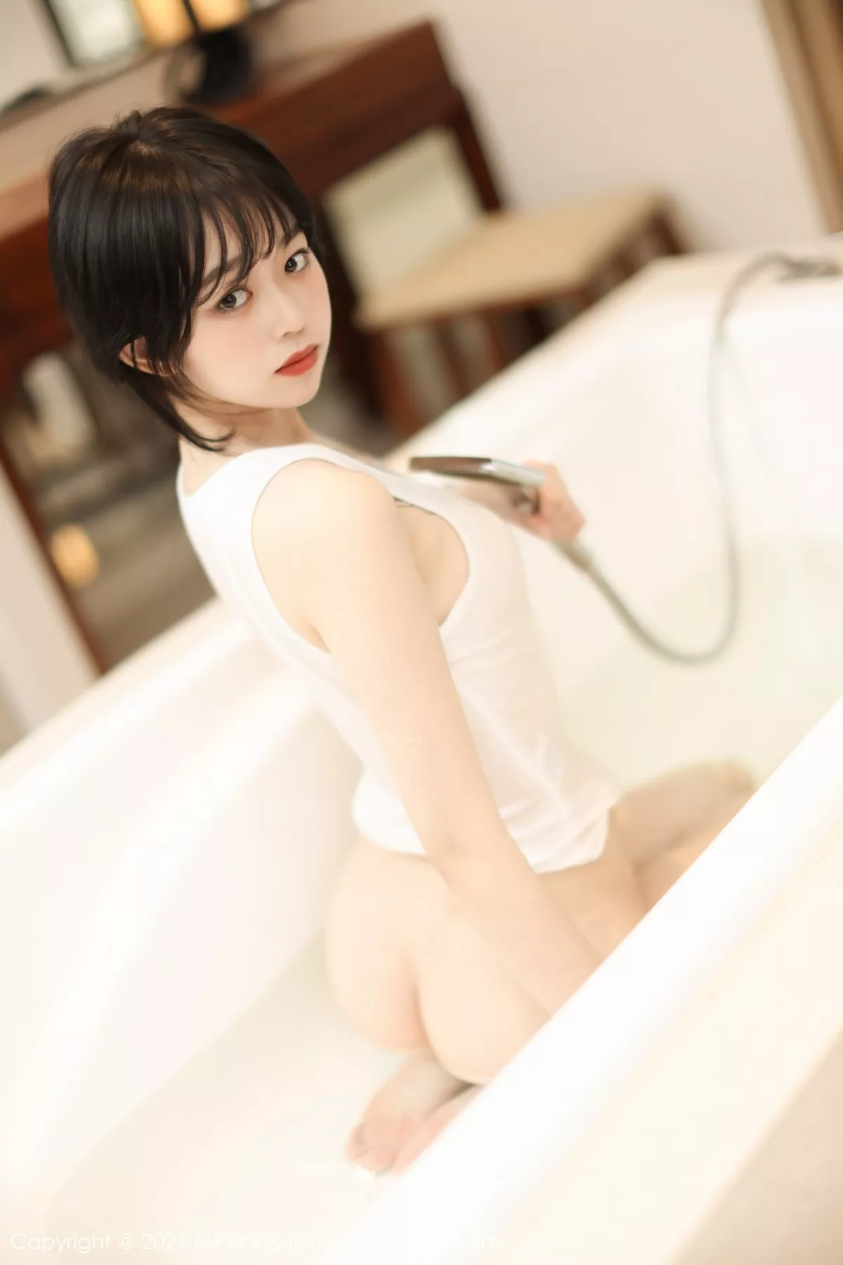 [MFStar模范学院]第496期奶瓶子写真 [48P]-042