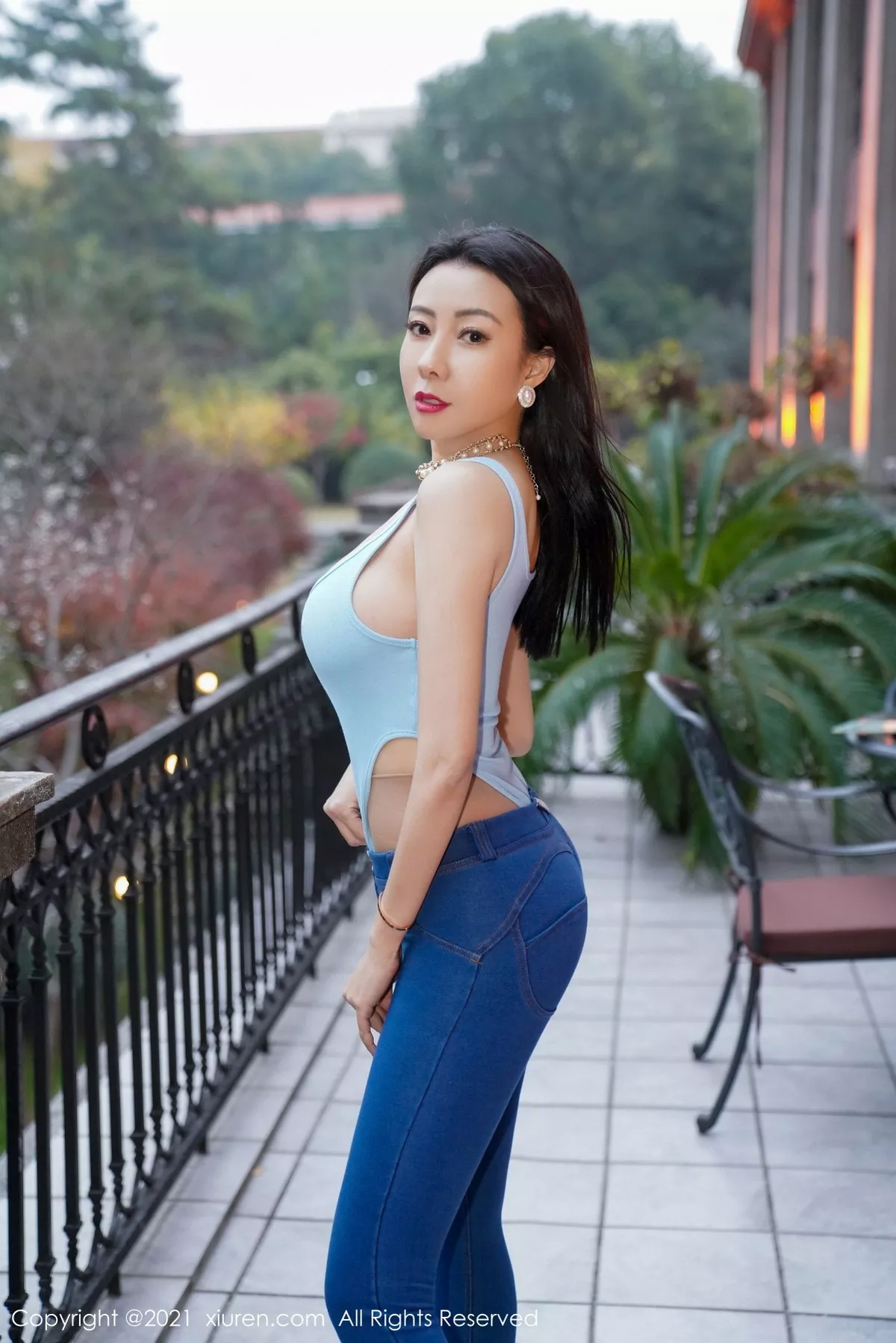 [XiuRen秀人网]第3326期果儿写真 [60P]-007