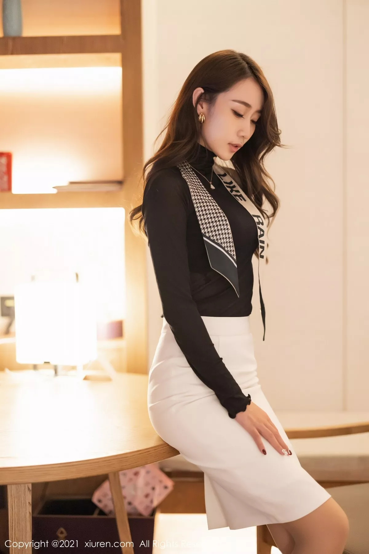 [XiuRen秀人网]第3324期萌白酱写真 [42P]-004