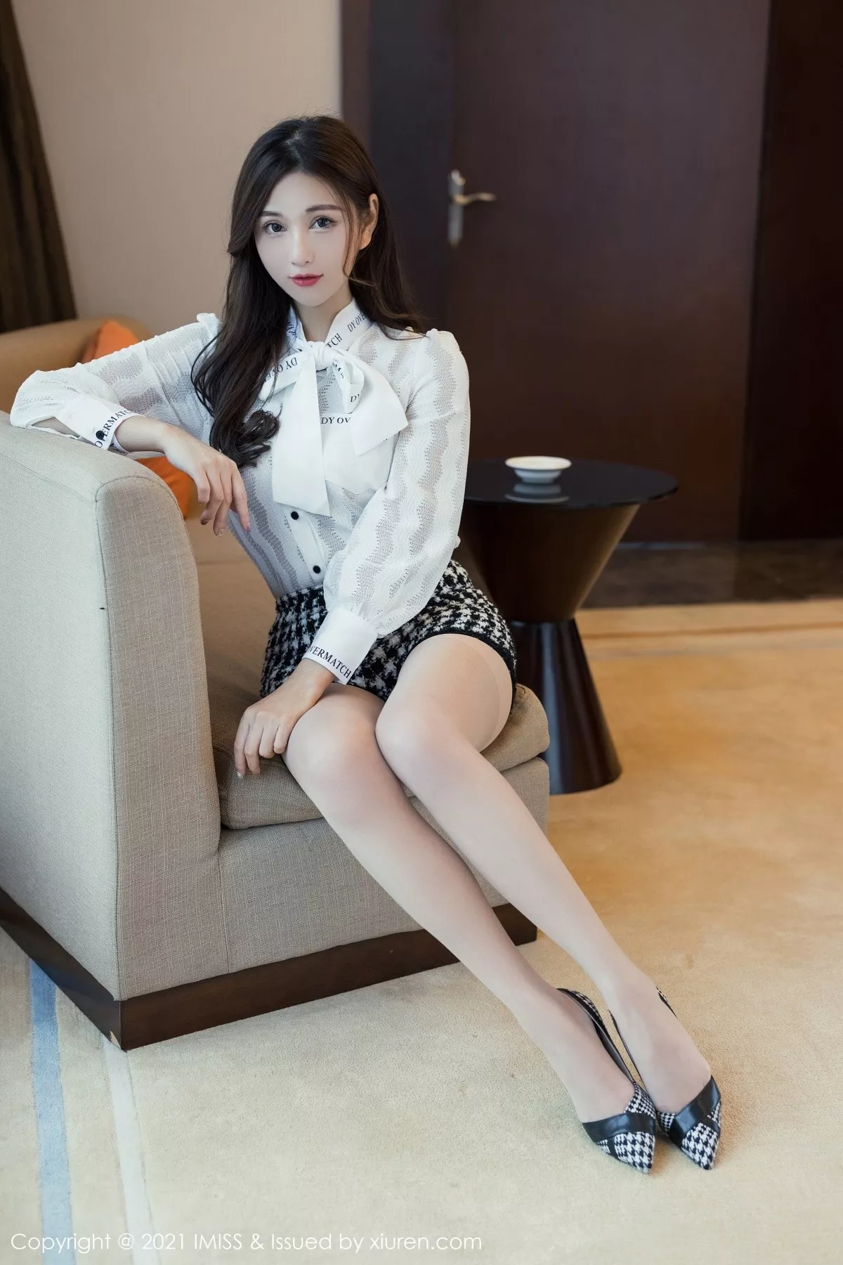 [Imiss爱蜜社]第579期Lavinia写真 [47P]-010