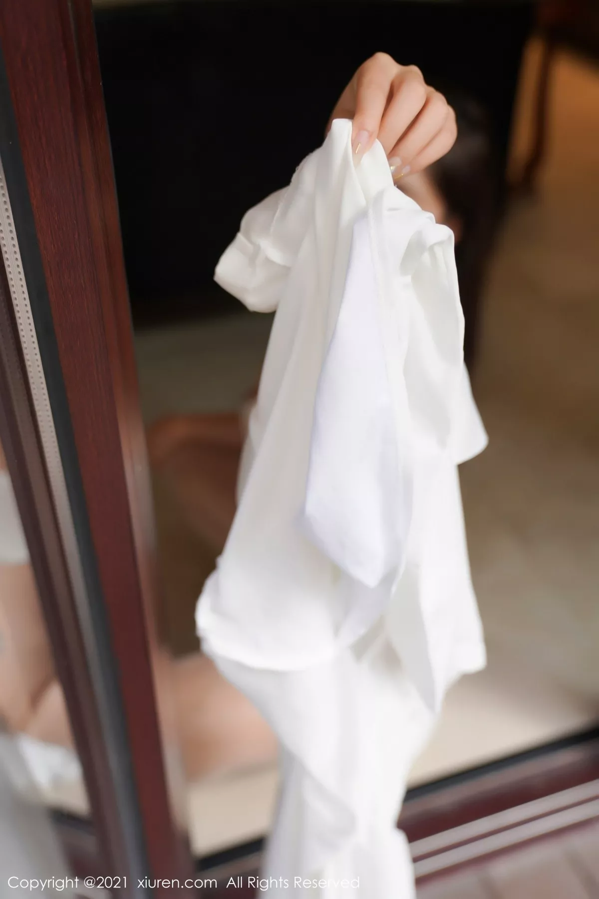 [XiuRen秀人网]第3332期萌汉药写真 [49P]-003