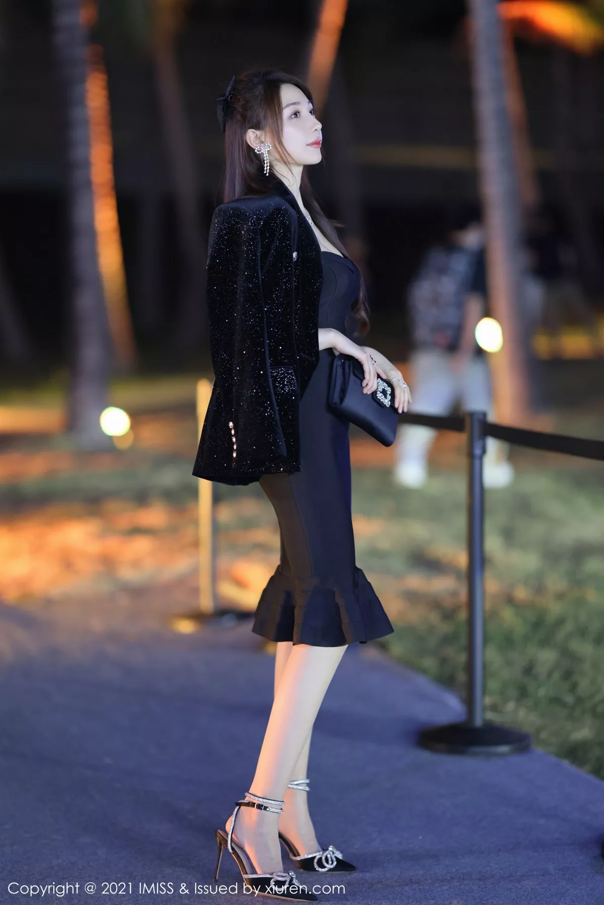 [Imiss爱蜜社]第597期刘奕宁写真 [33P]-001