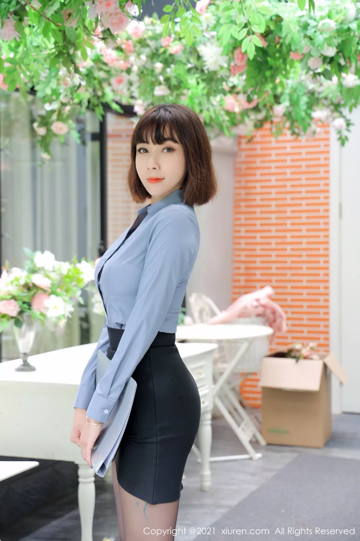 [XiuRen秀人网]第3495期果儿写真 [73P]-010