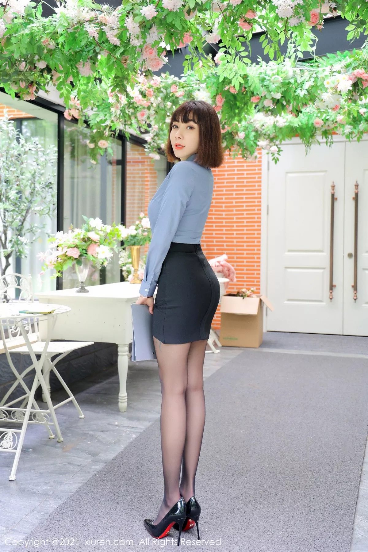 [XiuRen秀人网]第3495期果儿写真 [73P]-011