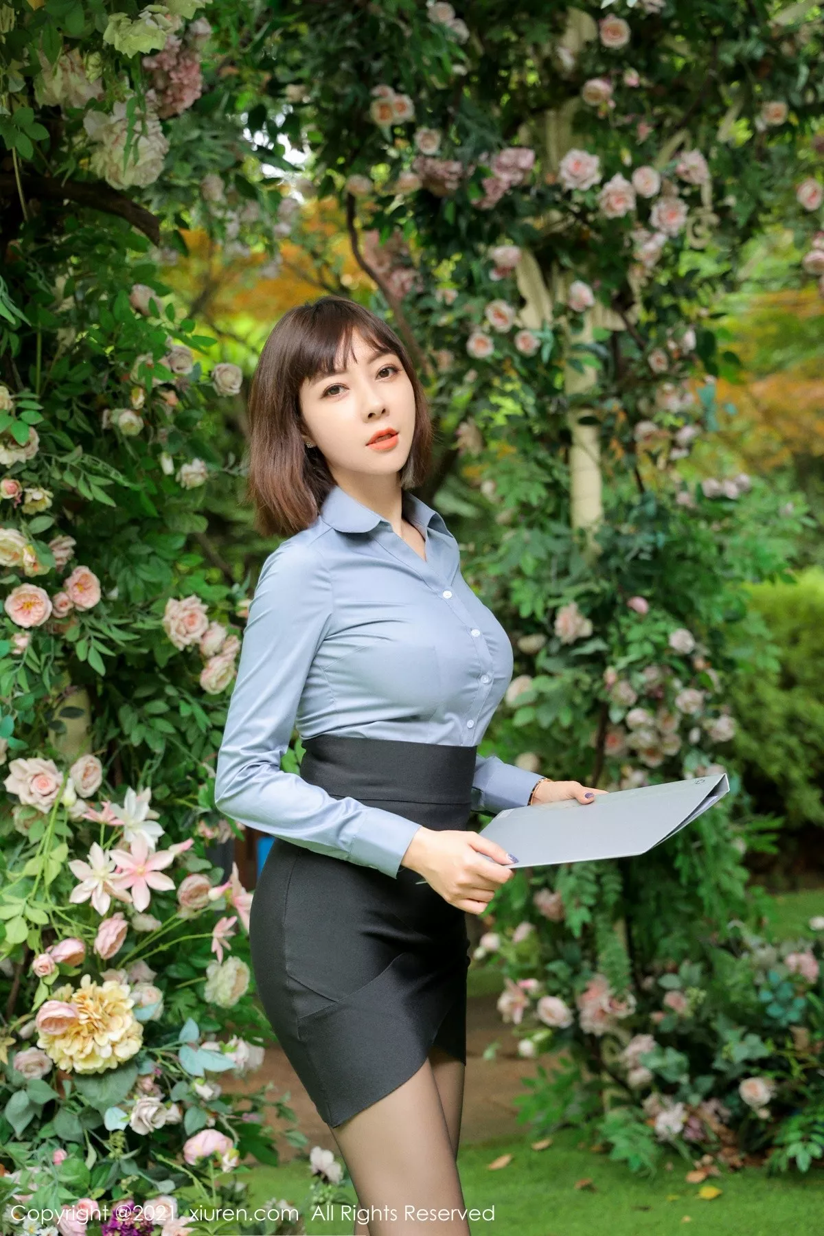 [XiuRen秀人网]第3495期果儿写真 [73P]-018