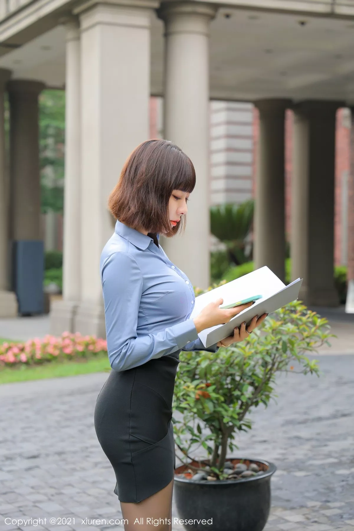 [XiuRen秀人网]第3495期果儿写真 [73P]-004
