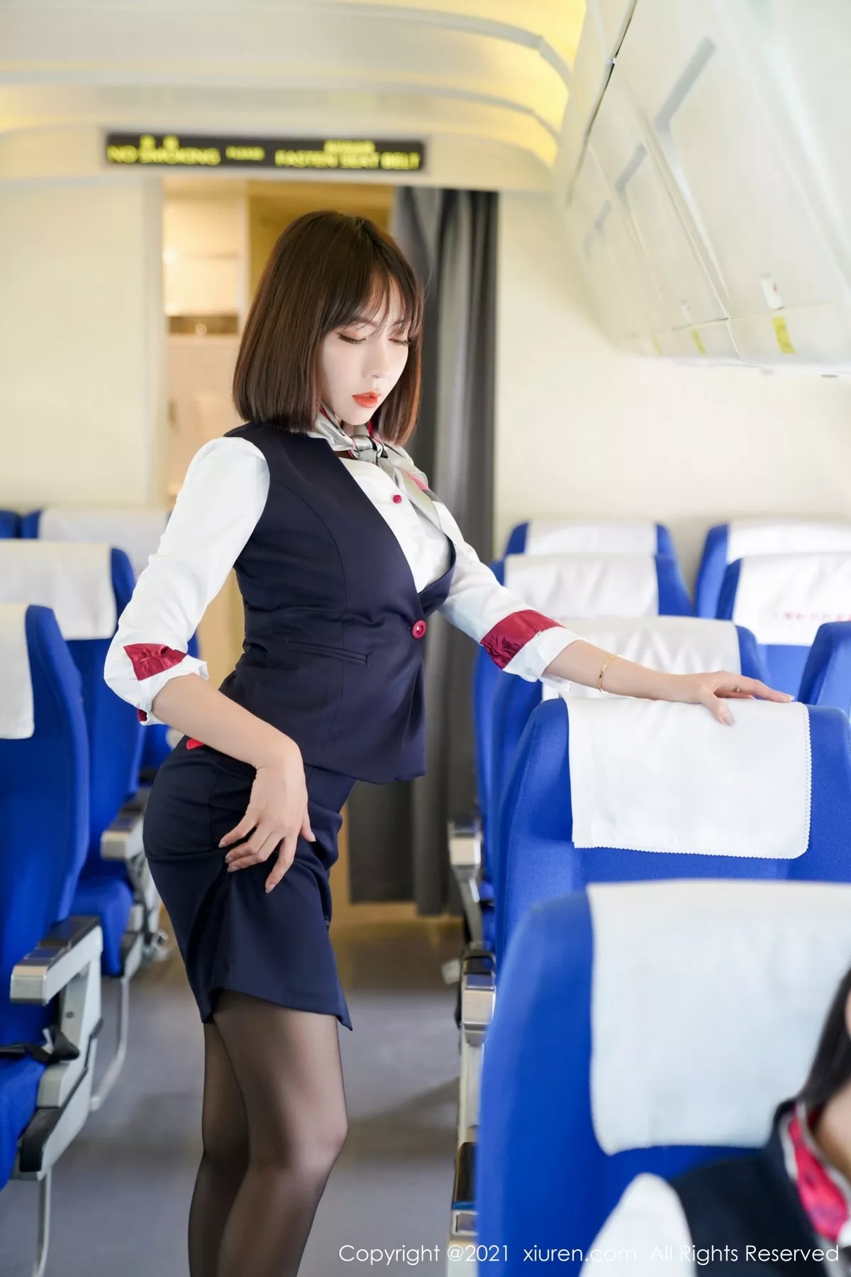 [XiuRen秀人网]第3506期果儿写真 [70P]-037
