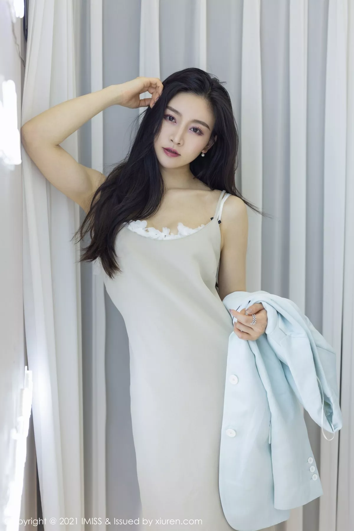 [Imiss爱蜜社]第601期Vanessa写真 [53P]-010