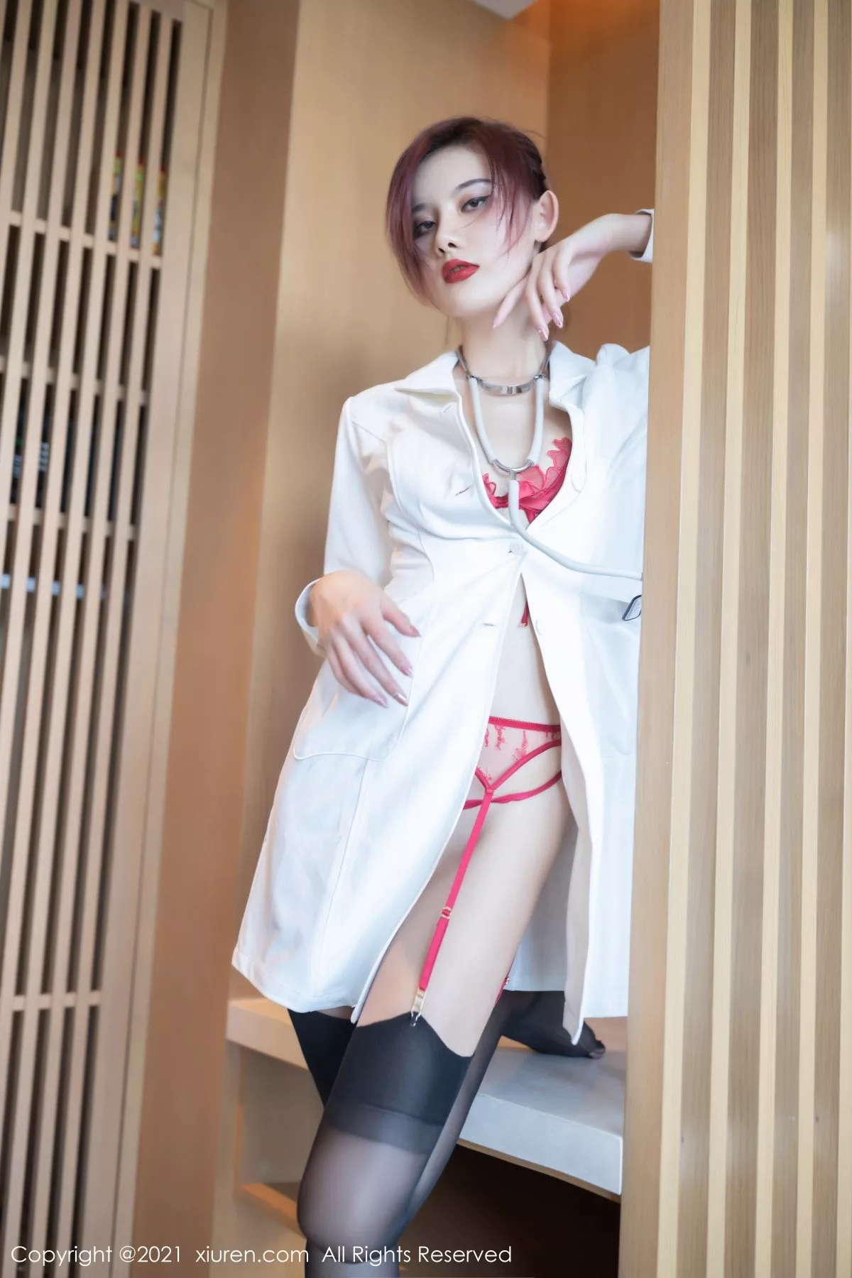 [XiuRen秀人网]第3514期就是阿朱啊写真 [70P]-010